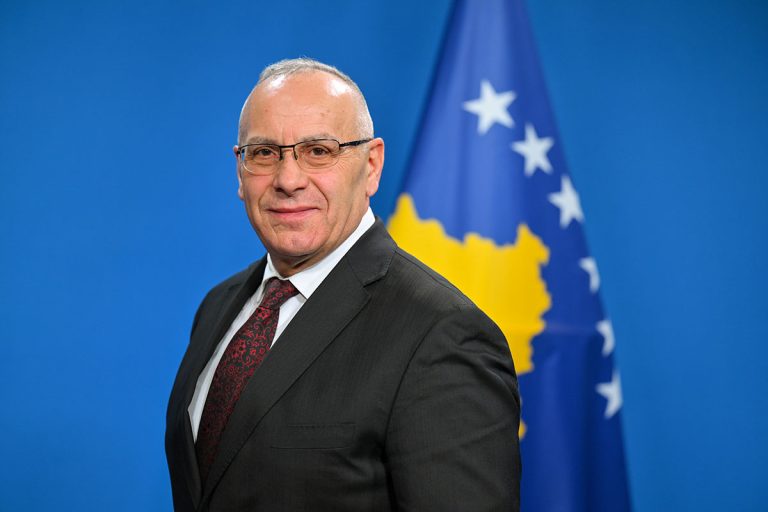 FFK feston 9 vjetorin e pranimit në FIFA, Ademi vjen me një mesazh të veçantë: 9 vjet krenari në familjen e madhe të FIFA-s